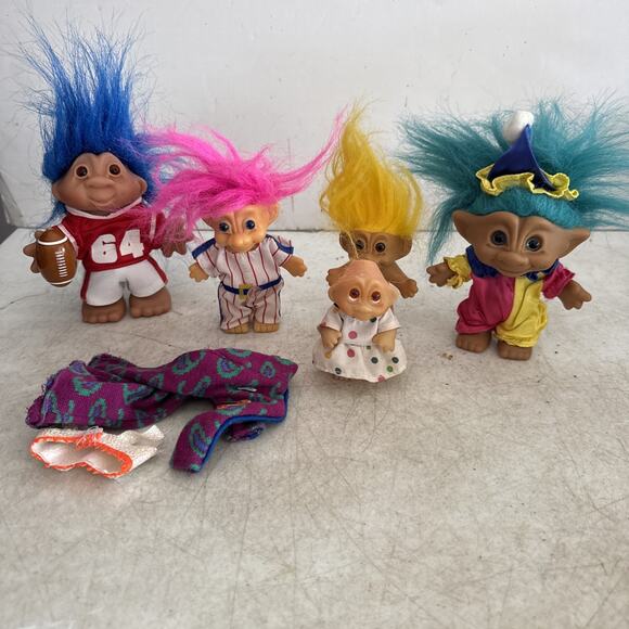 VTG Troll Doll Lot Of 5 Russ Dam Dolls Football Baseball More - Picture 1 of 8